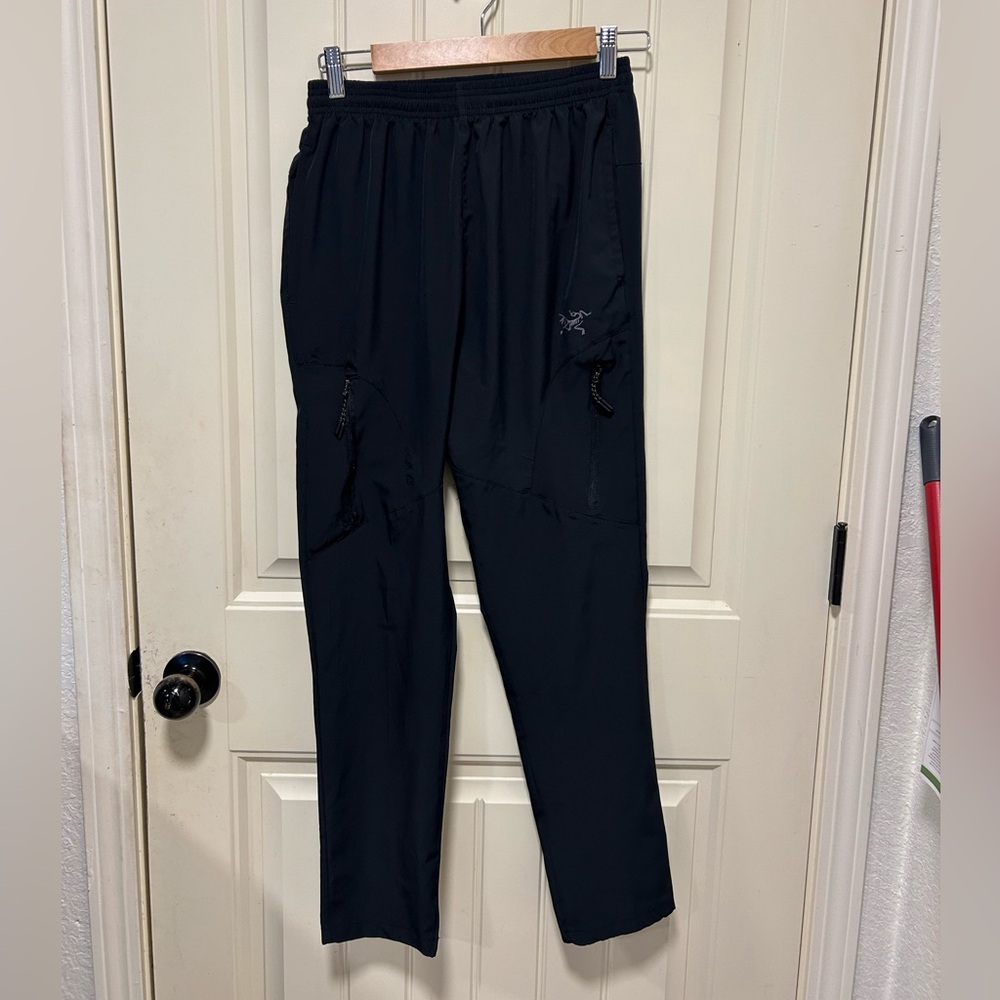 Arc'teryx Black Straight Leg Pants